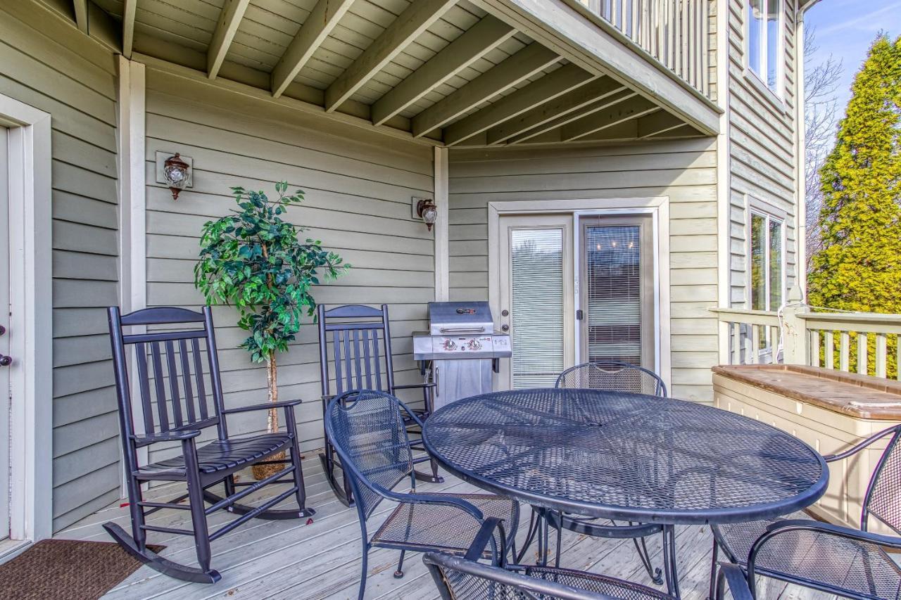 3 Decks, Mtn Views! Tree Tops By Honeybearcabins - Luxury Rain Showers, 3 King Suites, Xl Hottub, Fireplace, Bear Sightings Gatlinburg Zewnętrze zdjęcie