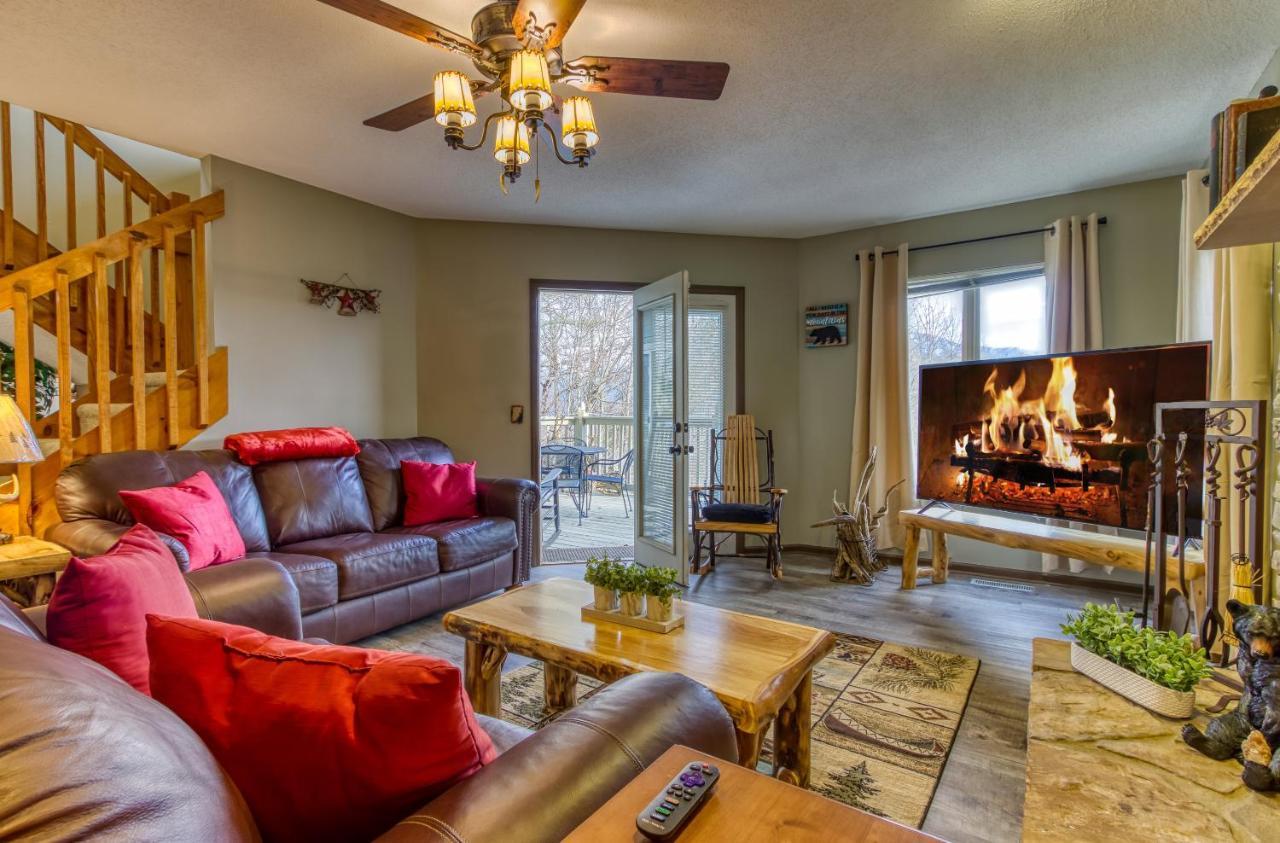 3 Decks, Mtn Views! Tree Tops By Honeybearcabins - Luxury Rain Showers, 3 King Suites, Xl Hottub, Fireplace, Bear Sightings Gatlinburg Zewnętrze zdjęcie