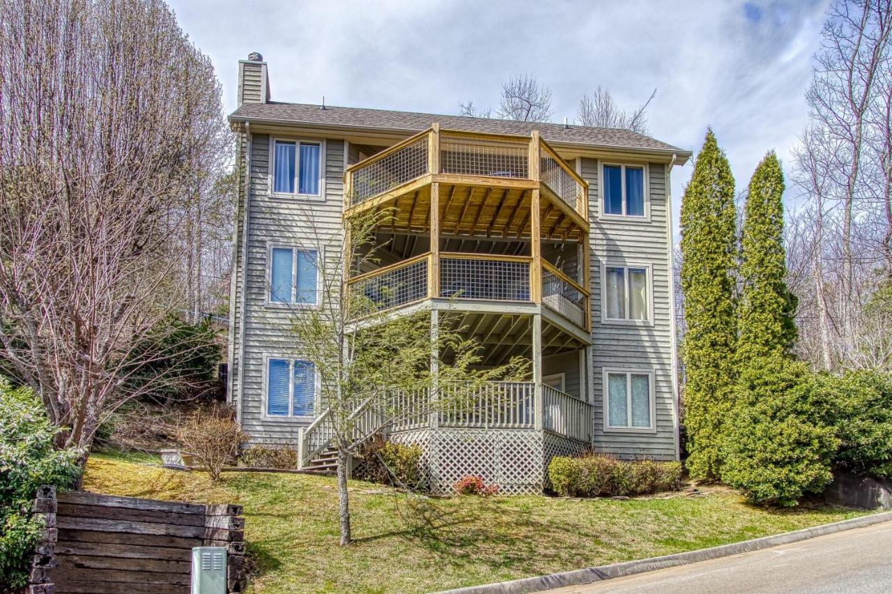 3 Decks, Mtn Views! Tree Tops By Honeybearcabins - Luxury Rain Showers, 3 King Suites, Xl Hottub, Fireplace, Bear Sightings Gatlinburg Zewnętrze zdjęcie